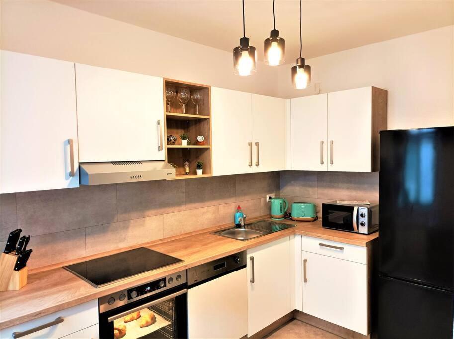 Modernes Apartment Mit Balkon Magdeburgo Esterno foto
